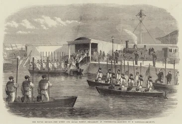 Die Marineparade, die Königin und die königliche Familie gehen in Portsmouth an Bord